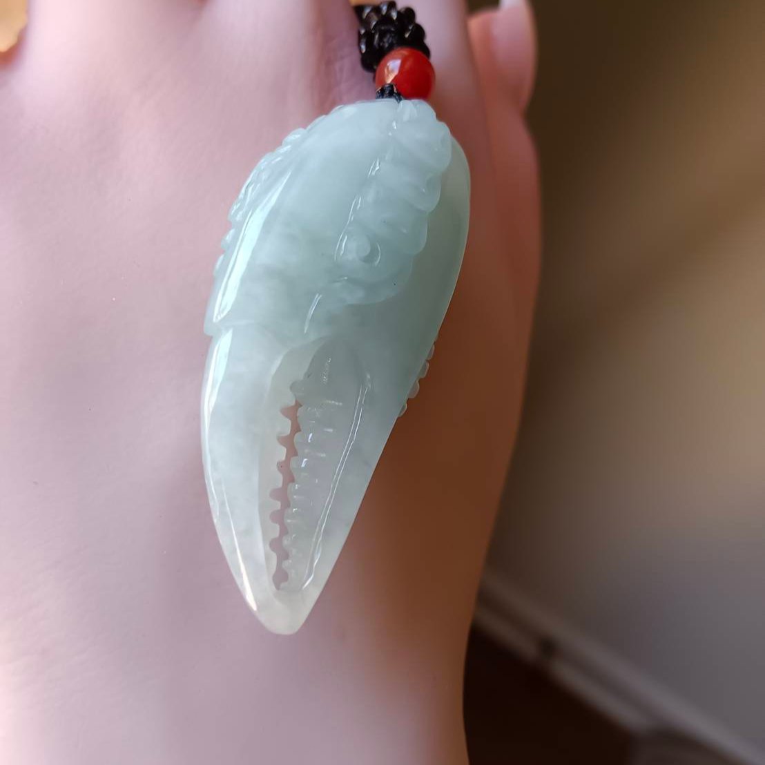 #32 Mason-Kay Certified Natural Sky Blue Crab Leg (八方來財) Pendant