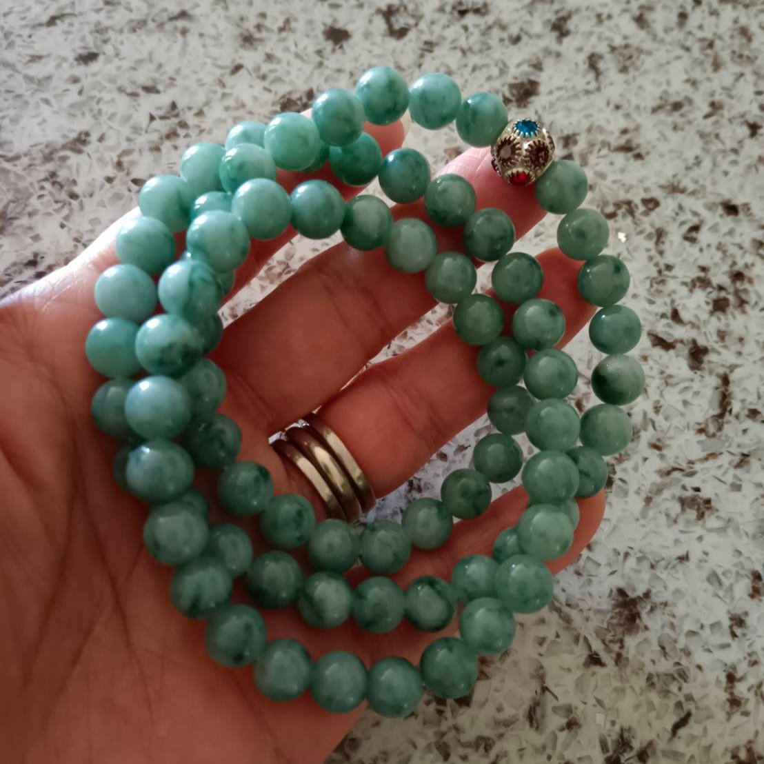 #686 Natural Burma Jadeite Green Bead Necklace, 8.4~8.7 mm