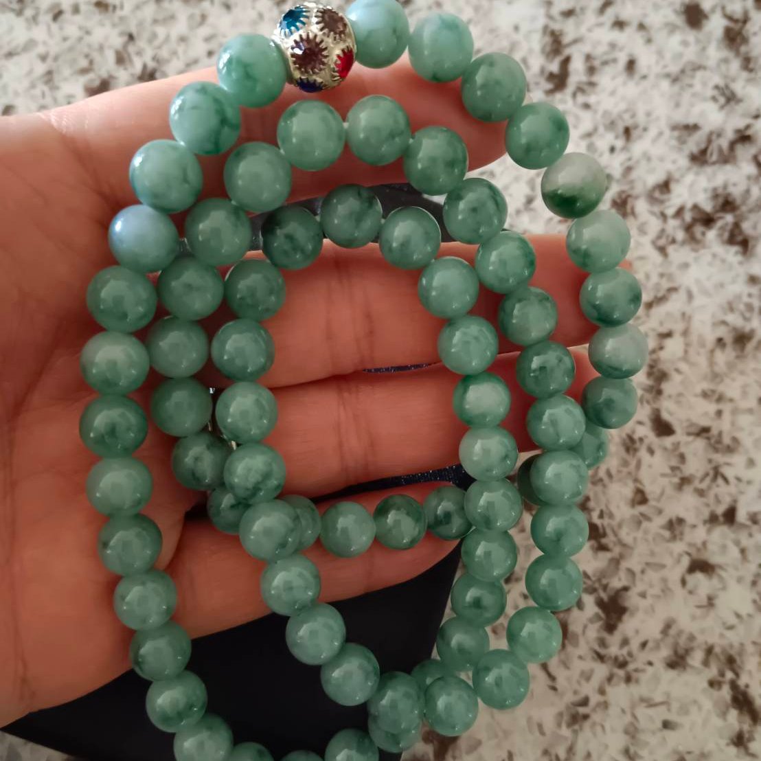 #686 Natural Burma Jadeite Green Bead Necklace, 8.4~8.7 mm