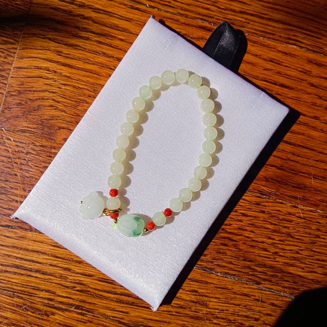 #266 Mason-Kay Certified Light Green Bunny Jadeite Jade Designer's Bead Bracelet