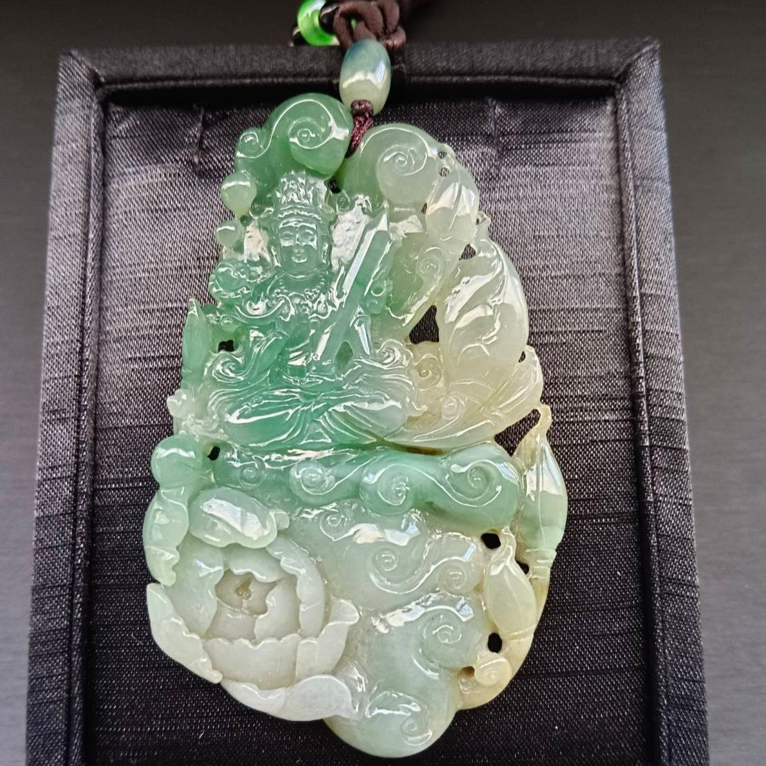 #162 AGL Certified Tri-Color Translucent Burma Jadeite, Akasagarbha Bodhisattva (虛空藏菩薩)Pendant and Display
