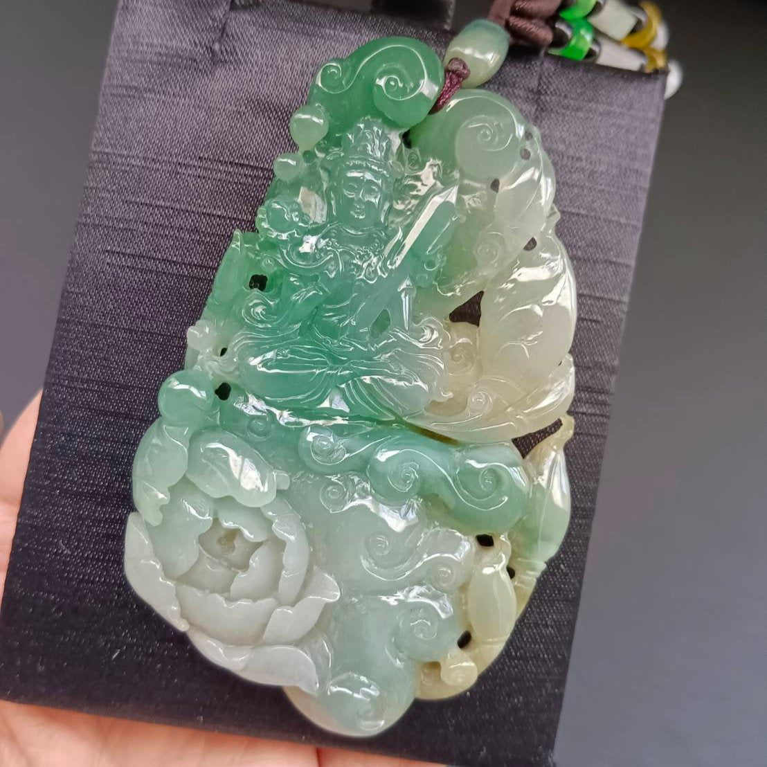 #162 AGL Certified Tri-Color Translucent Burma Jadeite, Akasagarbha Bodhisattva (虛空藏菩薩)Pendant and Display