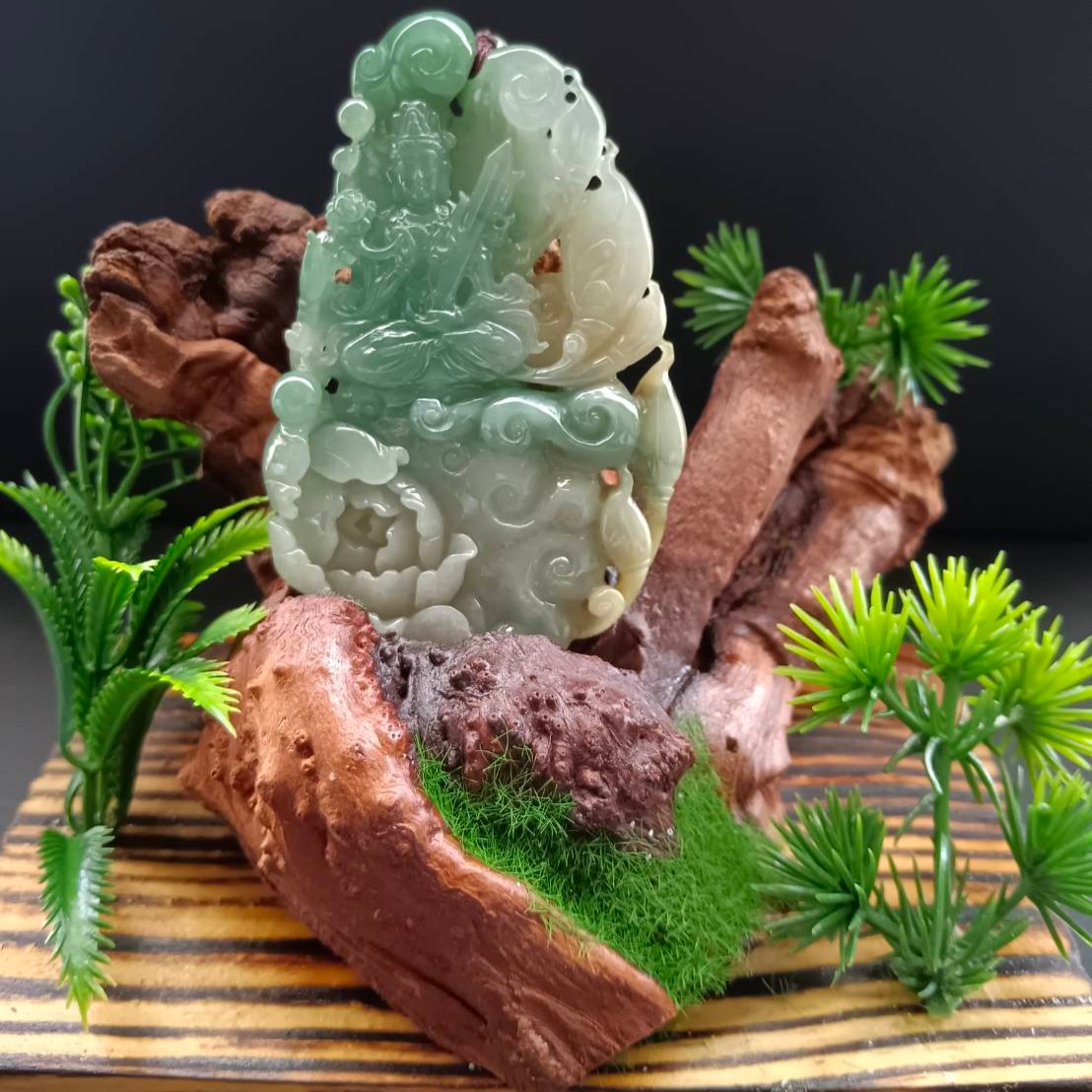 #162 AGL Certified Tri-Color Translucent Burma Jadeite, Akasagarbha Bodhisattva (虛空藏菩薩)Pendant and Display