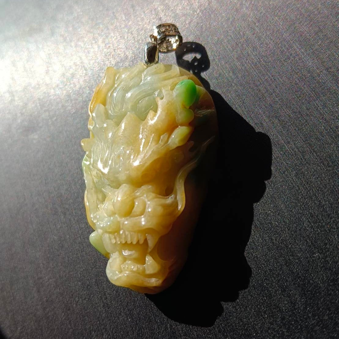 #931 Type A Burma Jadeite, Dragon Head Pendant