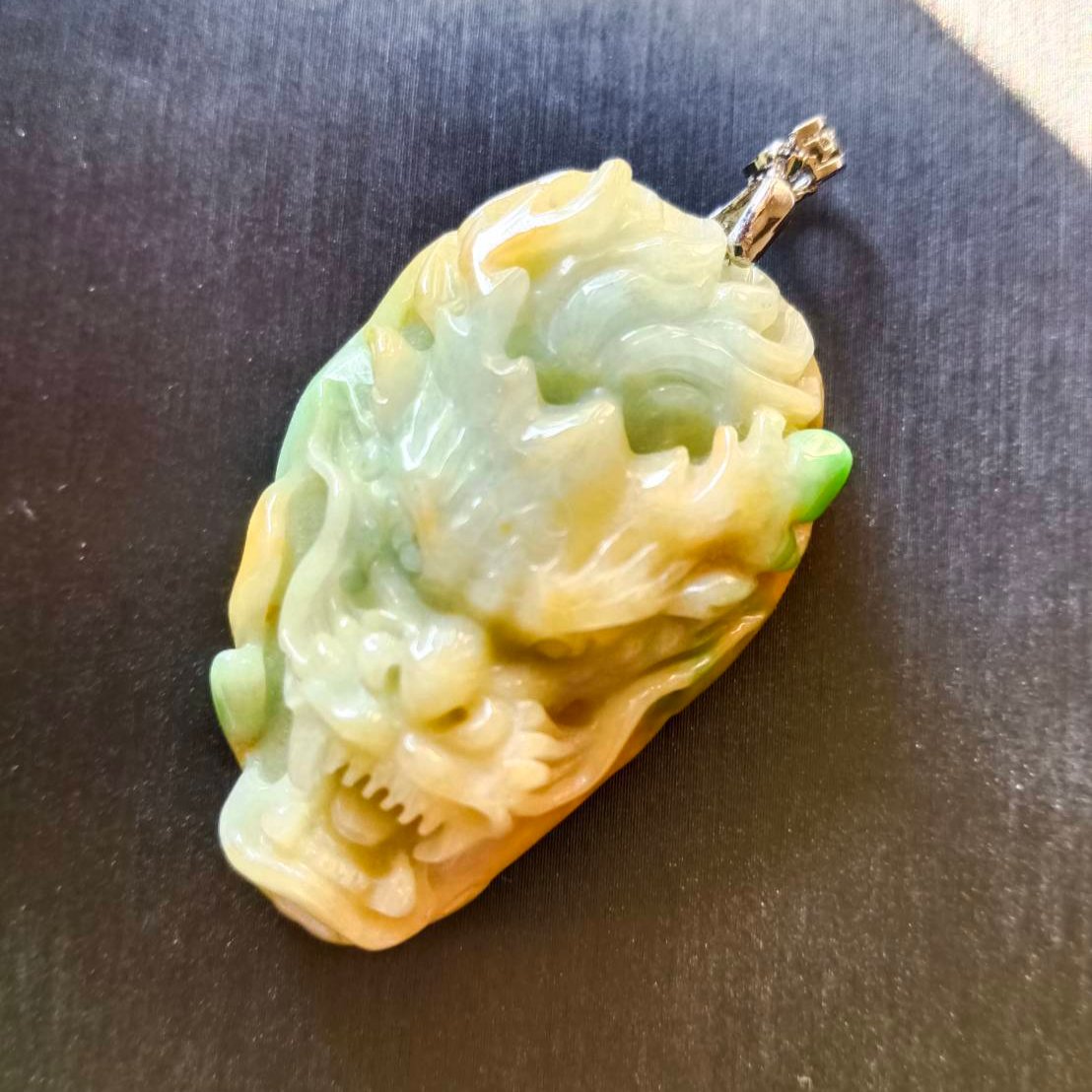 #931 Type A Burma Jadeite, Dragon Head Pendant