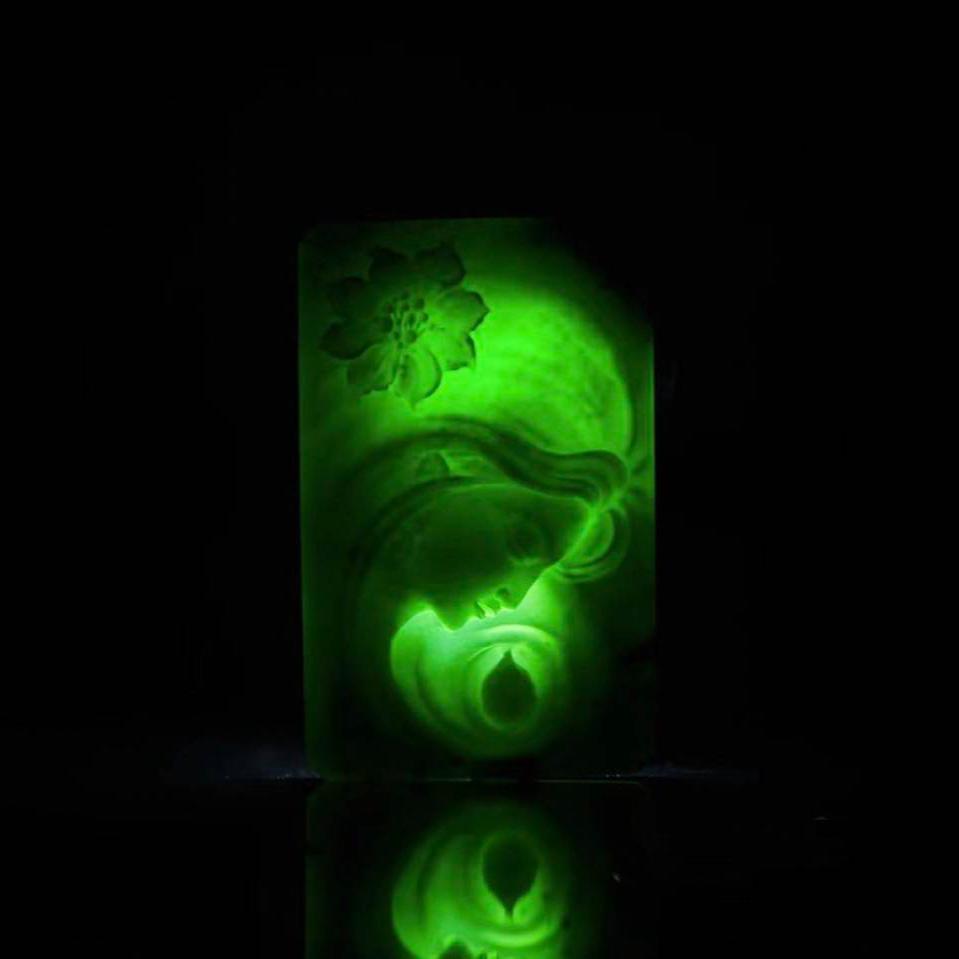 #PO1 Natural Omphacite Jadeite with Snow Flakes, Beauty Blossom Pendant
