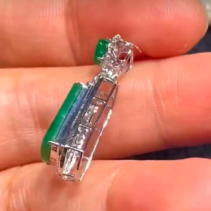 PO3 Type A Imperial Green Burmese Jadeite, Wu-Shi Pendant