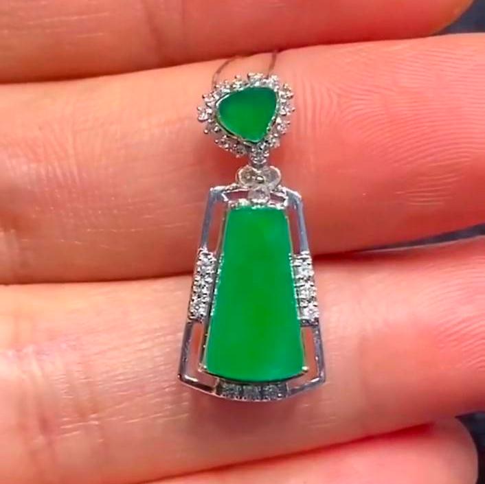 PO4 Type A Imperial Green Burmese Jadeite Wu-Shi Pendant with 18K White Gold and Natural Diamonds