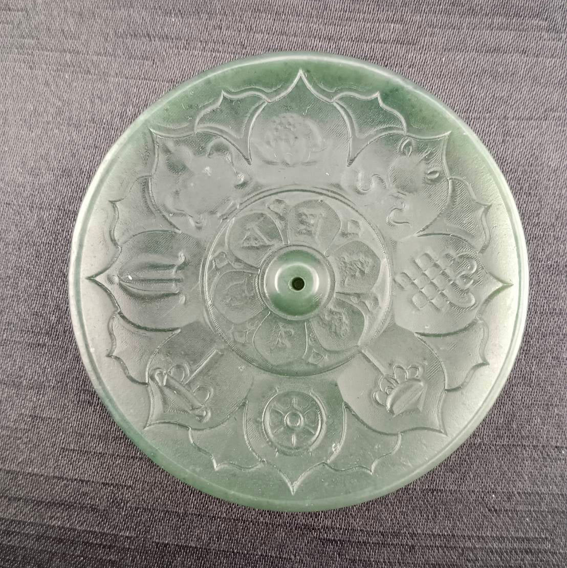 #1059 Natural Green Hetian Nephrite, Eight Auspicious Symbols Incense Holder