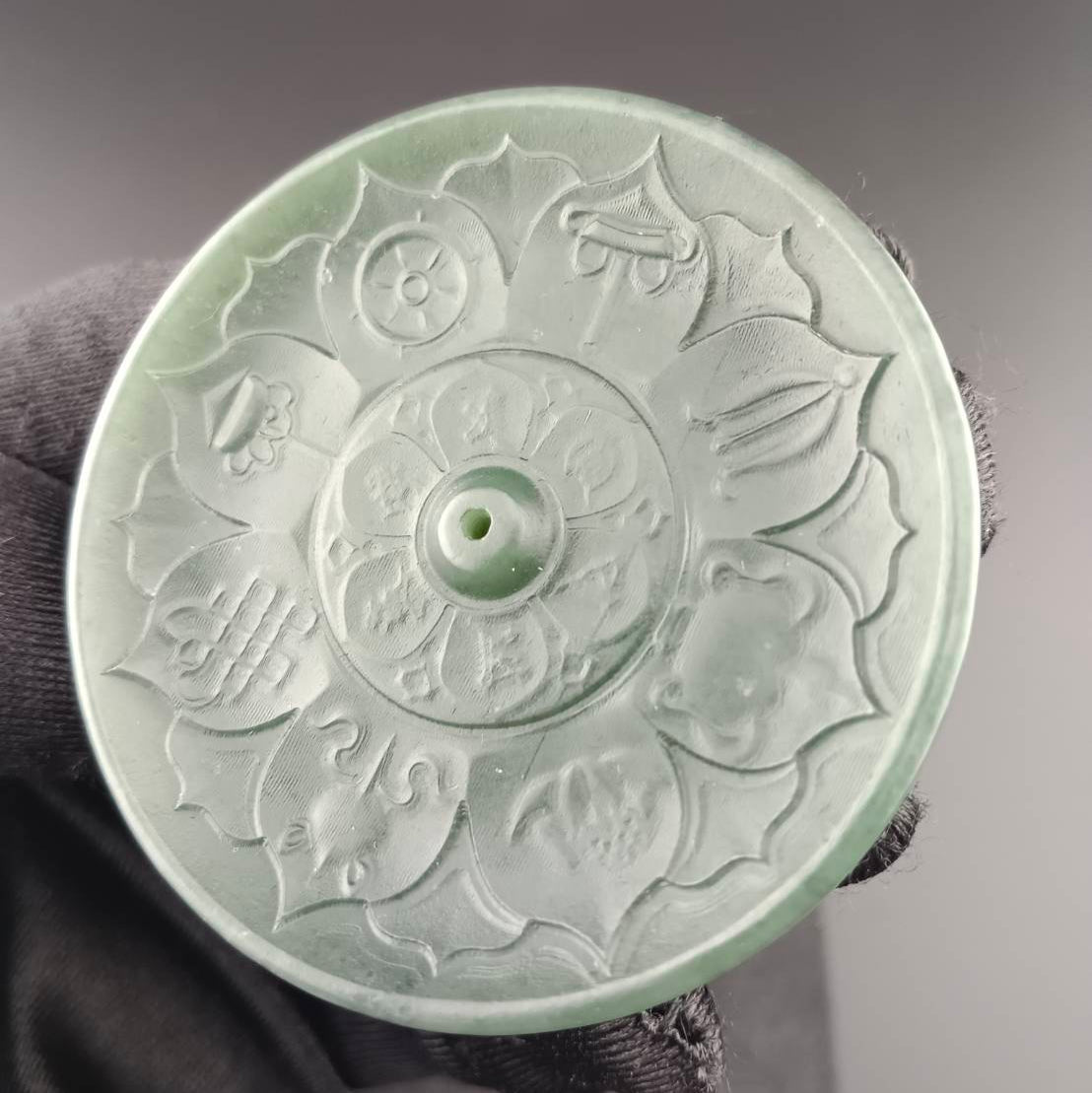 #1059 Natural Green Hetian Nephrite, Eight Auspicious Symbols Incense Holder