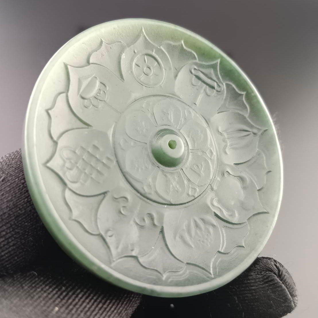 #1059 Natural Green Hetian Nephrite, Eight Auspicious Symbols Incense Holder