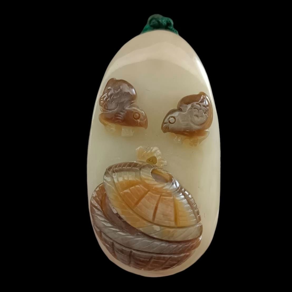 #858 AGL Certified Hetian Nephrite Jade, Roosters Handheld Piece