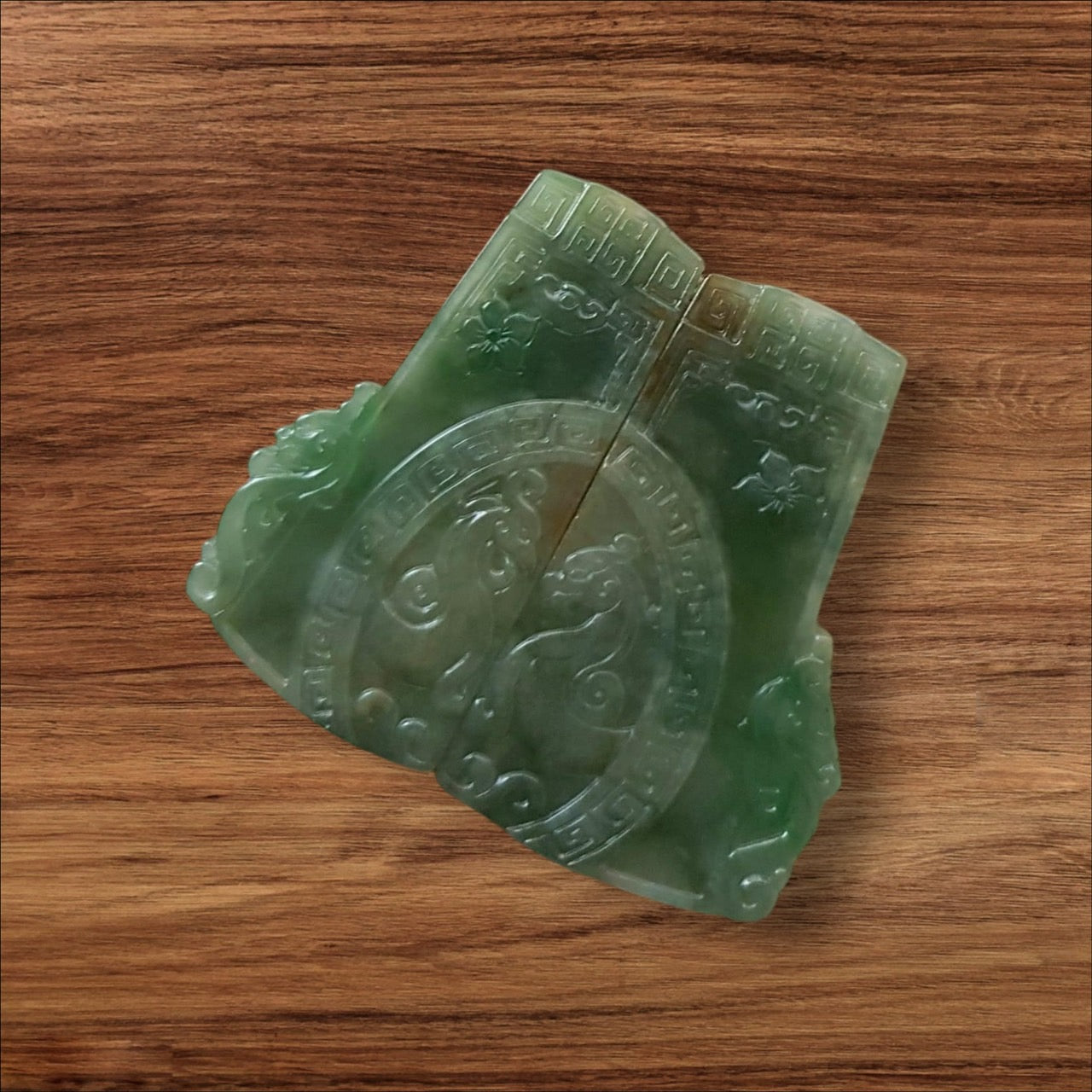 #947 Dragon and Phoenix Pair Jadeite Pendant – A Timeless Symbol of Harmony and Blessings