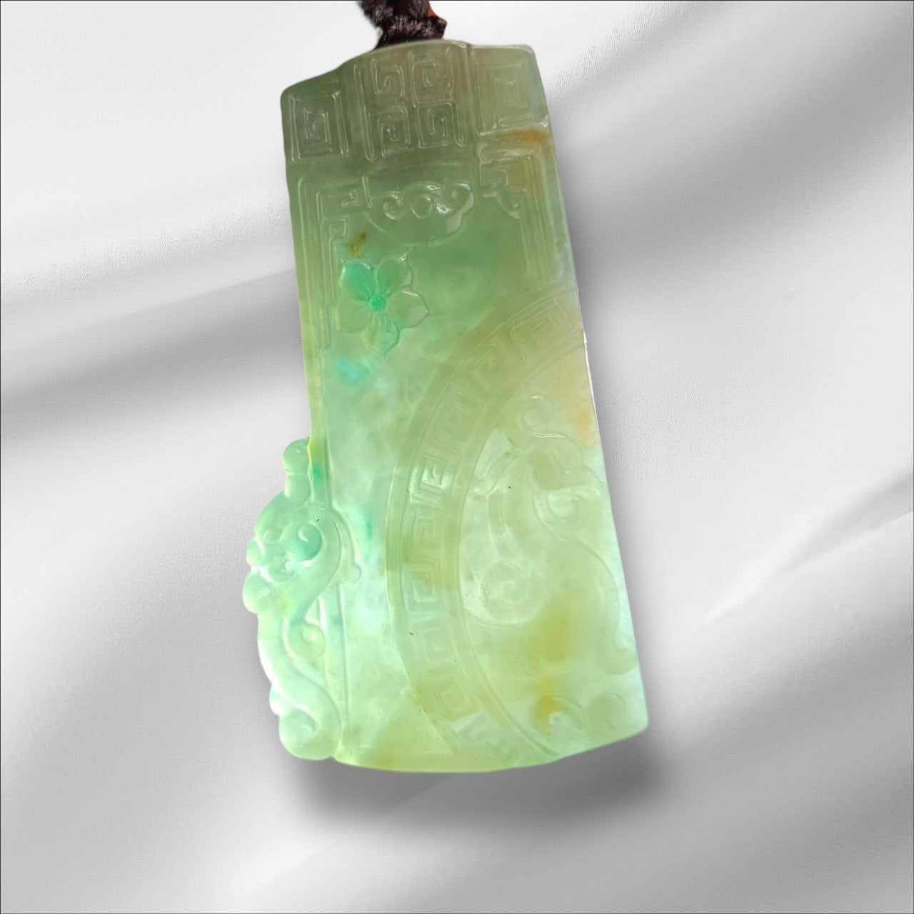 #947 Dragon and Phoenix Pair Jadeite Pendant – A Timeless Symbol of Harmony and Blessings