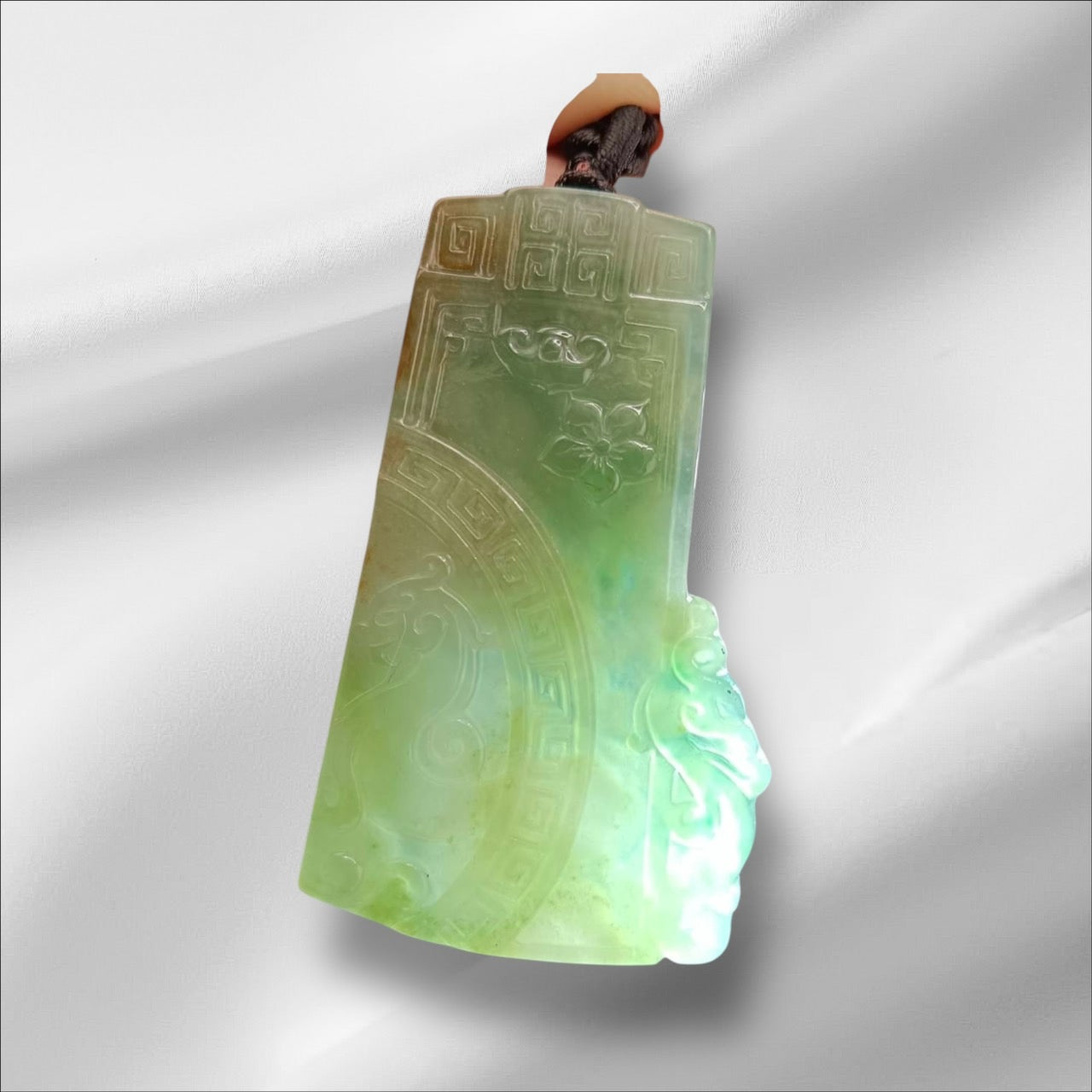 #947 Dragon and Phoenix Pair Jadeite Pendant – A Timeless Symbol of Harmony and Blessings