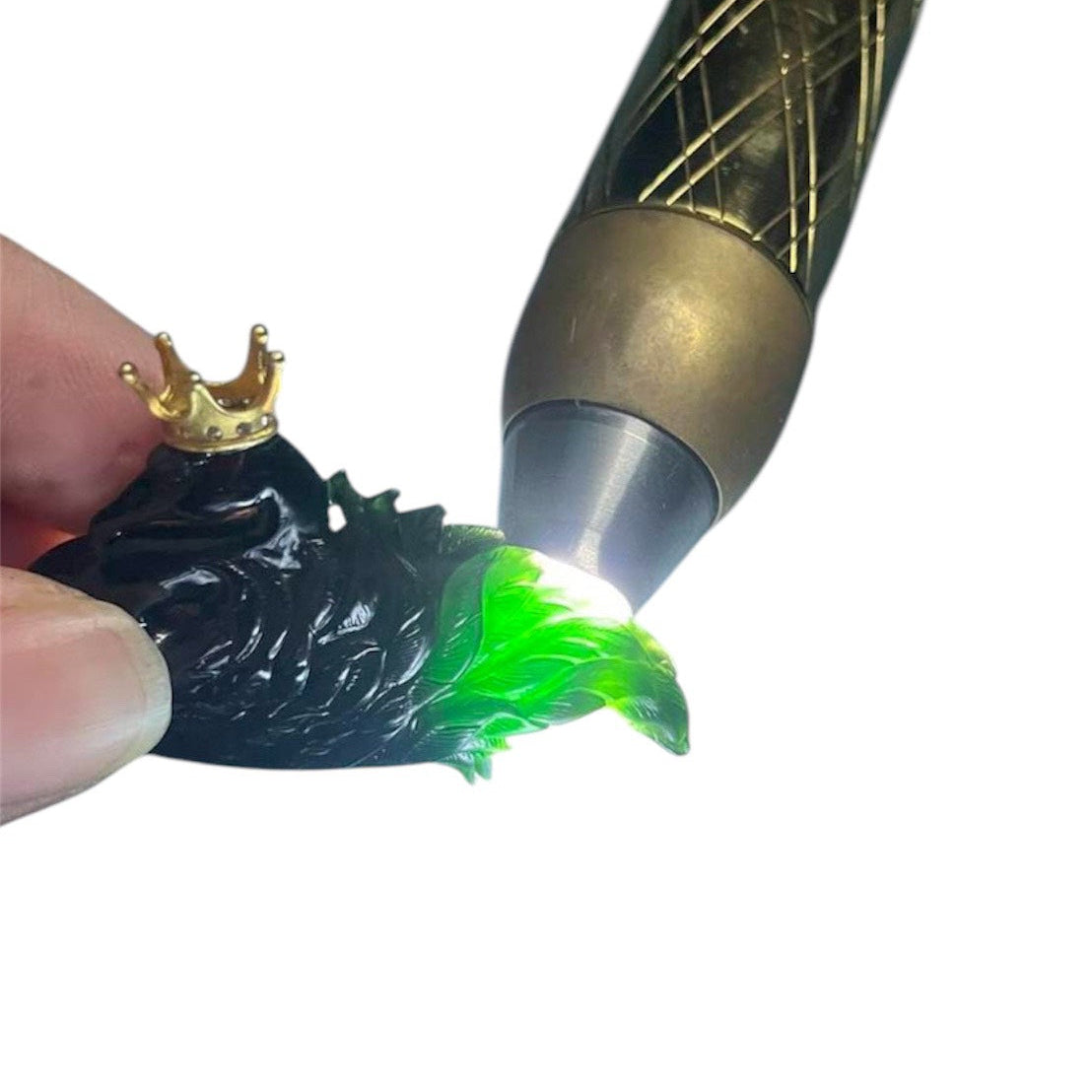 PO7 Omphacite Jadeite/Fe Cui Swan Pendants with 18K Yellow Gold Crowns