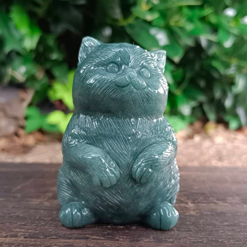 [Little Jade Pavilion] # 1069 Guatemala Jadeite Guai Guai Cat