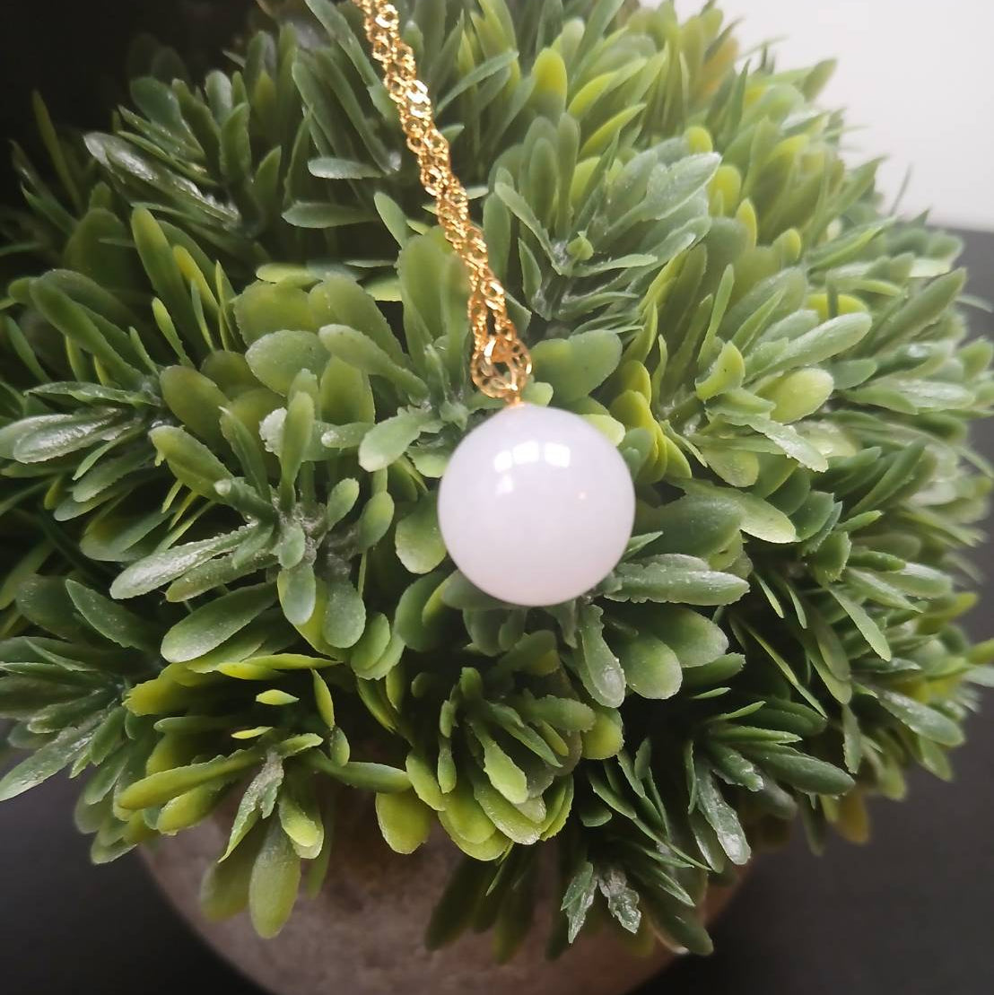 [Little Jade Pavilion] #879 Translucent Light Purple Burma Jadeite Bead Pendant, 18K Gold Bail, 13 mm