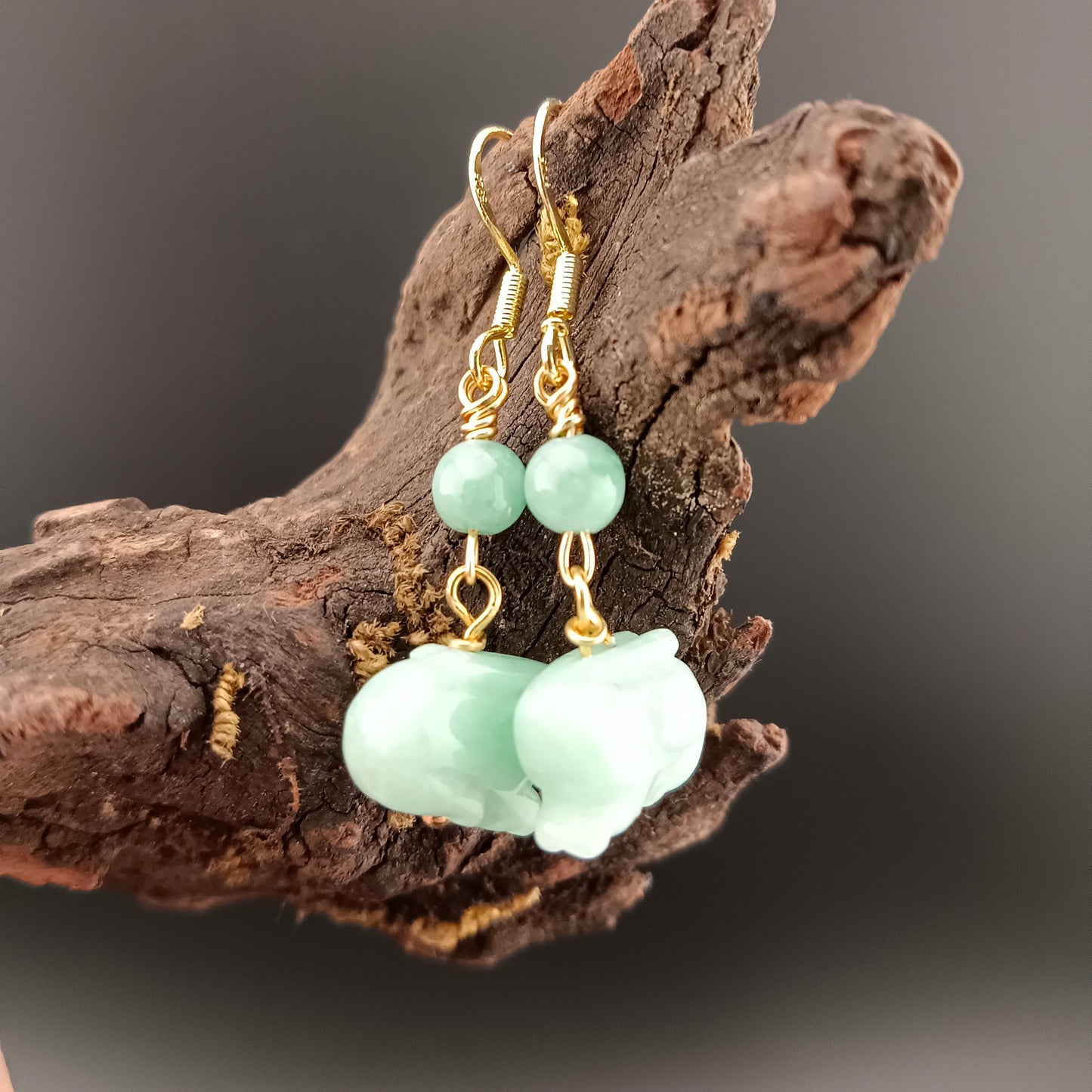 [Little Jade Pavilion] #971 Type A Natural Jadeite, 14K Gold-Plated Silver Bunny Detail Earrings 🐇