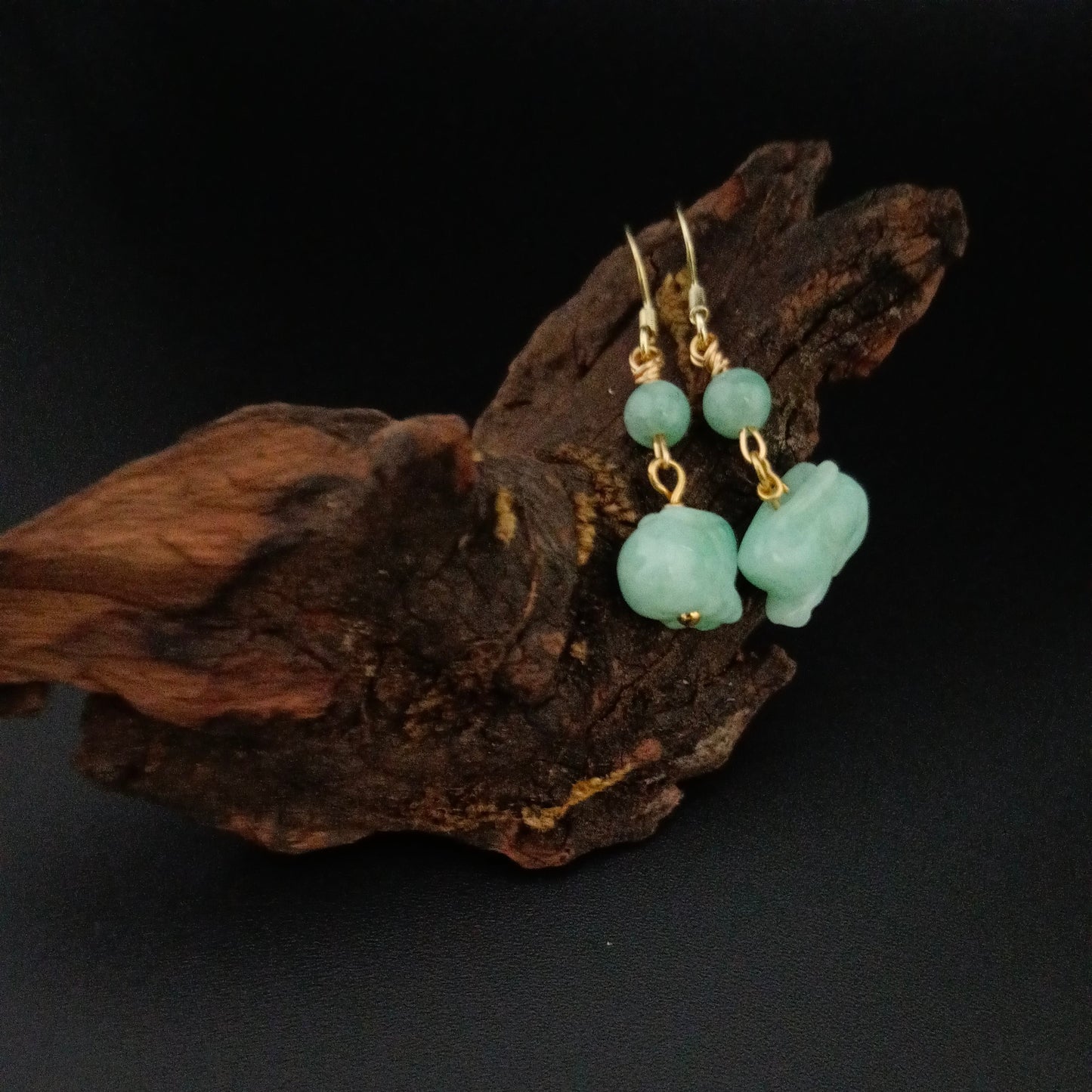 [Little Jade Pavilion] #971 Type A Natural Jadeite, 14K Gold-Plated Silver Bunny Detail Earrings 🐇