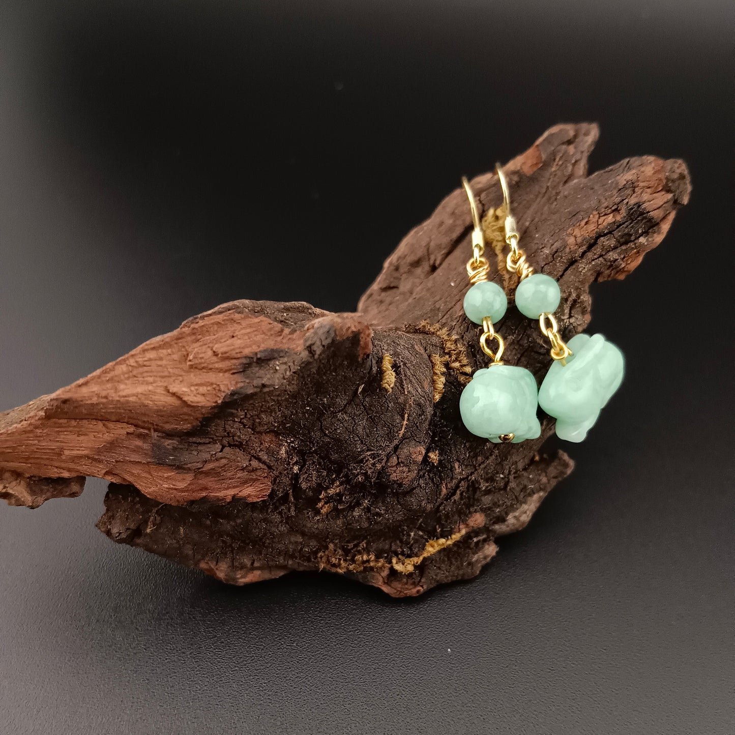 [Little Jade Pavilion] #971 Type A Natural Jadeite, 14K Gold-Plated Silver Bunny Detail Earrings 🐇