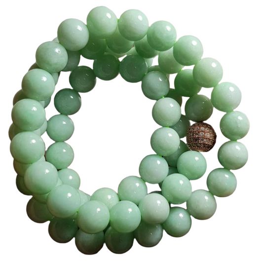 #685 Beautiful and Elegant Apple Green Burma Jadeite Jade Bead Necklace, 9.9 mm