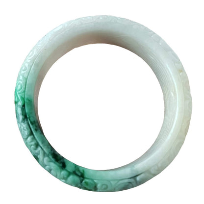 [Little Jade Pavilion] #1104 Green &amp; White Burmese Jadeite Carved Peace Bangle Bracelet